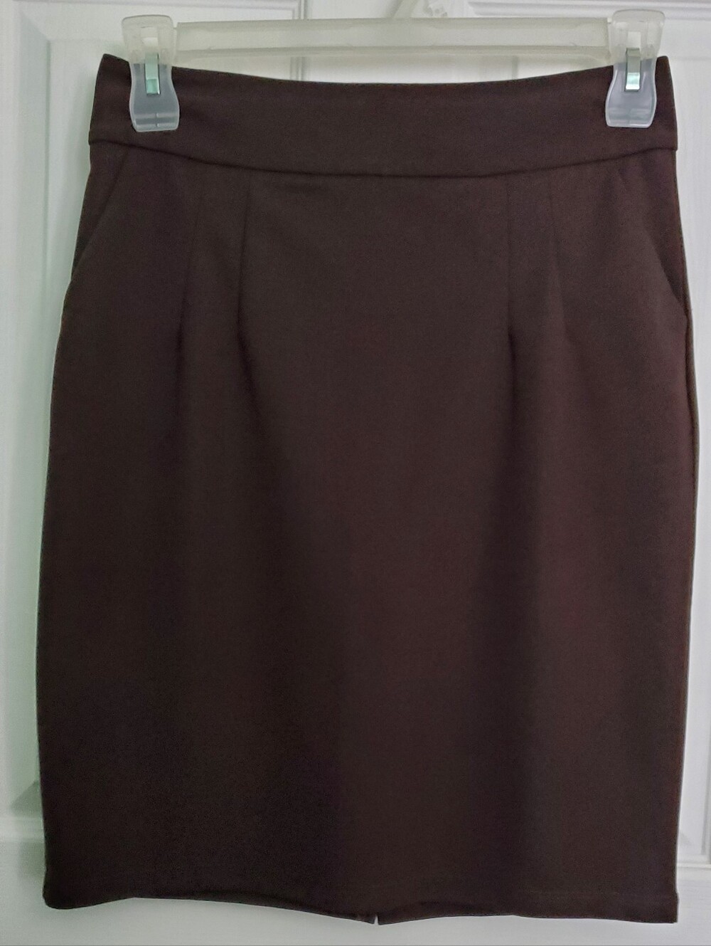 Tailored Brown Pencil Skirt With Pockets - Women's Classic Workwear